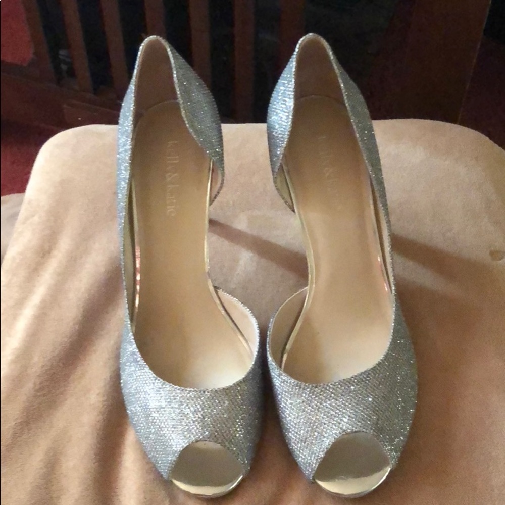 Silver sparkle pumps